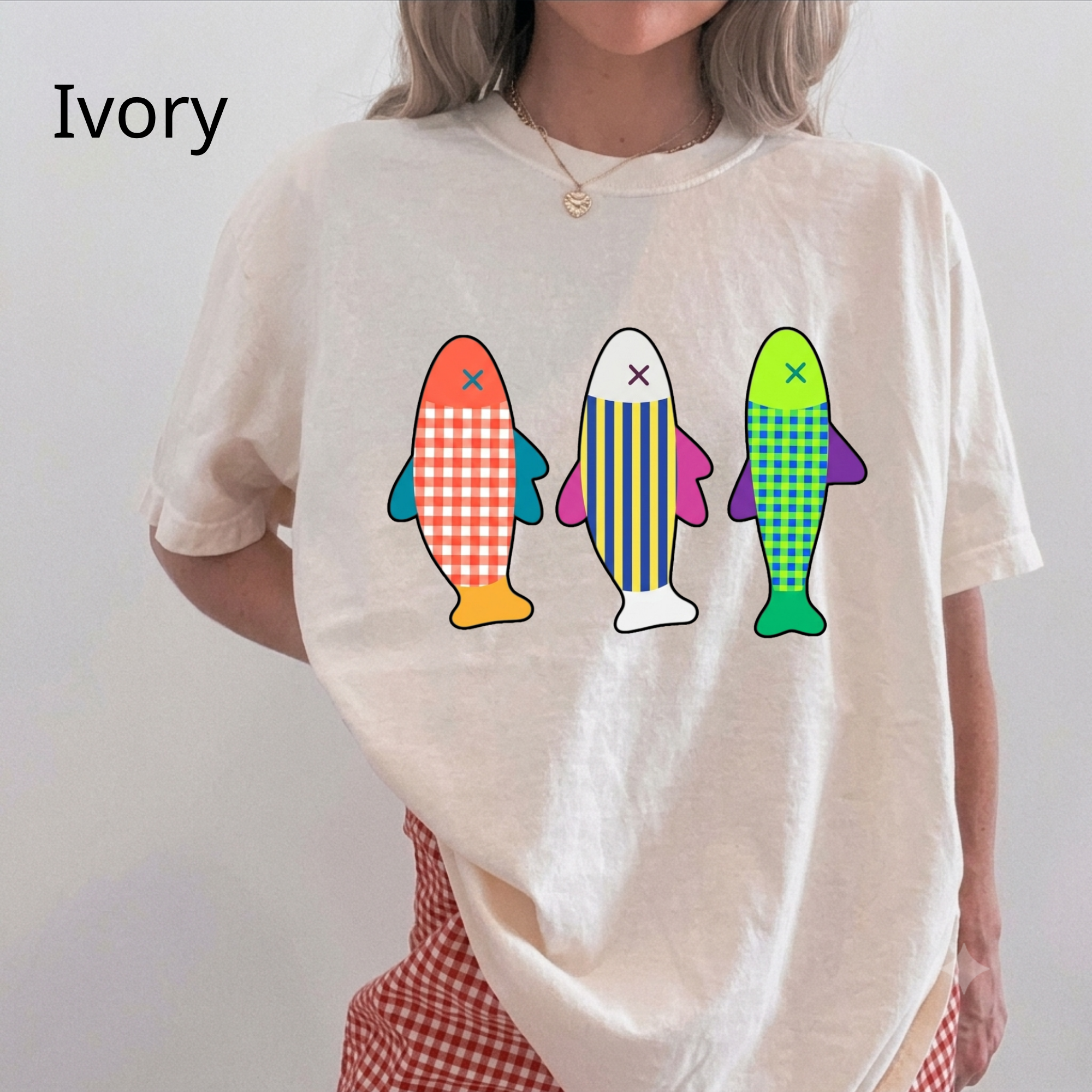 Comfort Colors® Retro Fish T-Shirt, Patchwork Quilted Fish Graphic Tee, Vintage Sardine Beach Shirt for Women