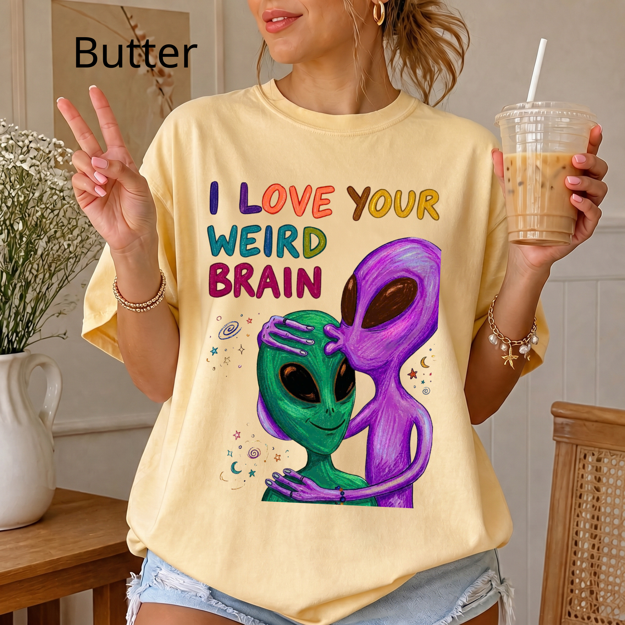 "I Love Your Weird Brain" Funny Alien Couple T-Shirt — Cute Retro Space Graphic Tee