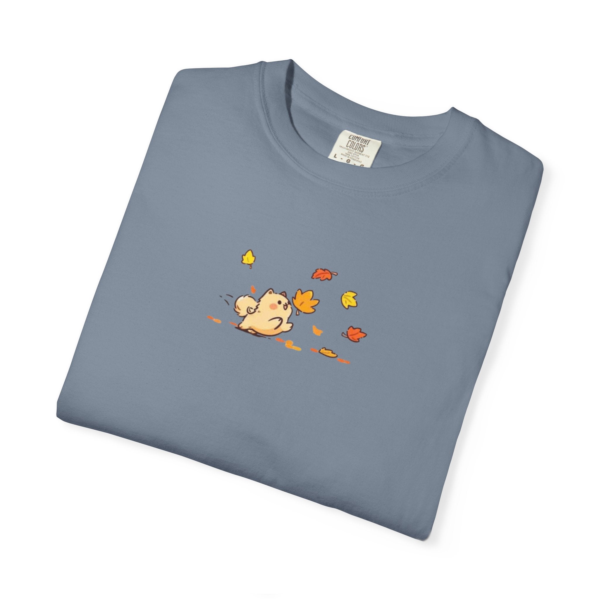Comfort Colors Cute Dog Autumn Leaves T-Shirt, Kawaii Puppy Graphic Tee, Animal Shirt, Aesthetic Fall Outfit