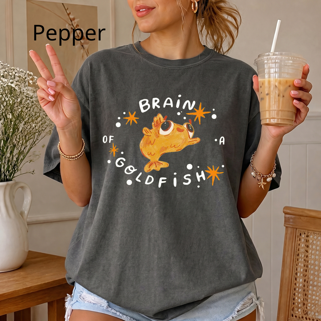 Brain of a Goldfish Cute Graphic Tee, Funny Fish T-Shirt, Aesthetic Retro Casual Cotton Shirt