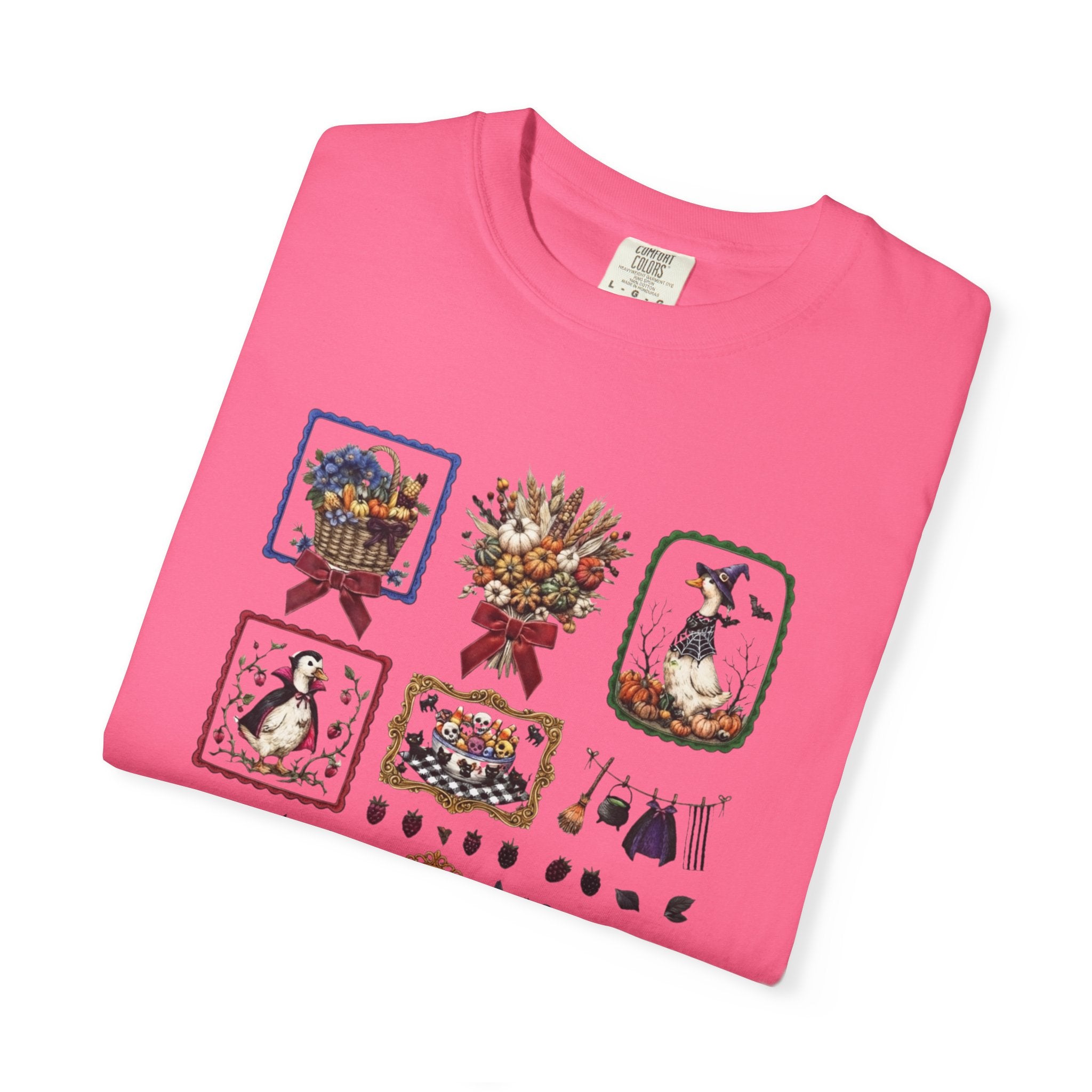 Vintage Halloween Duck Graphic T-Shirt - Spooky Autumn Fall Season Crewneck Tee — Garden Collage Tee